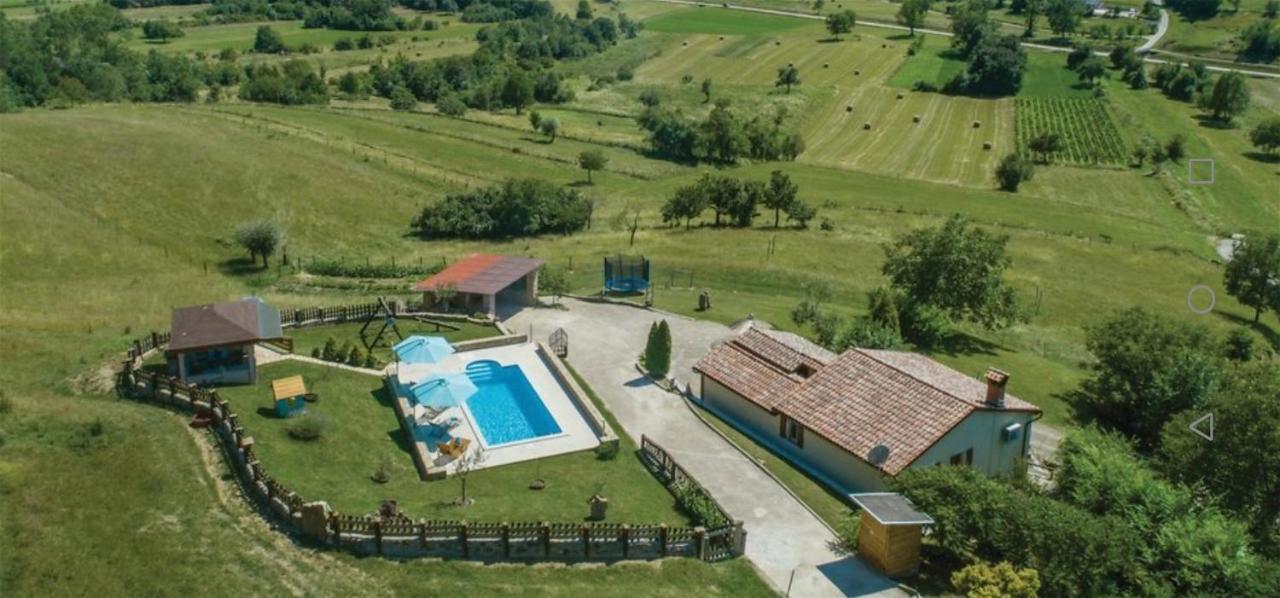 Holiday House Dol Cerovlje Zewnętrze zdjęcie